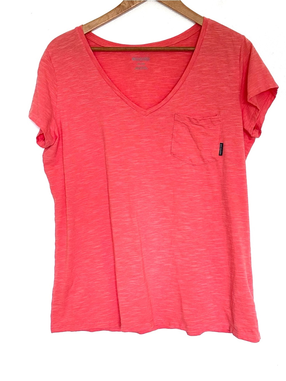Columbia Shirt Women’s XL Coral Short Sleeve V Neck Pullover Top